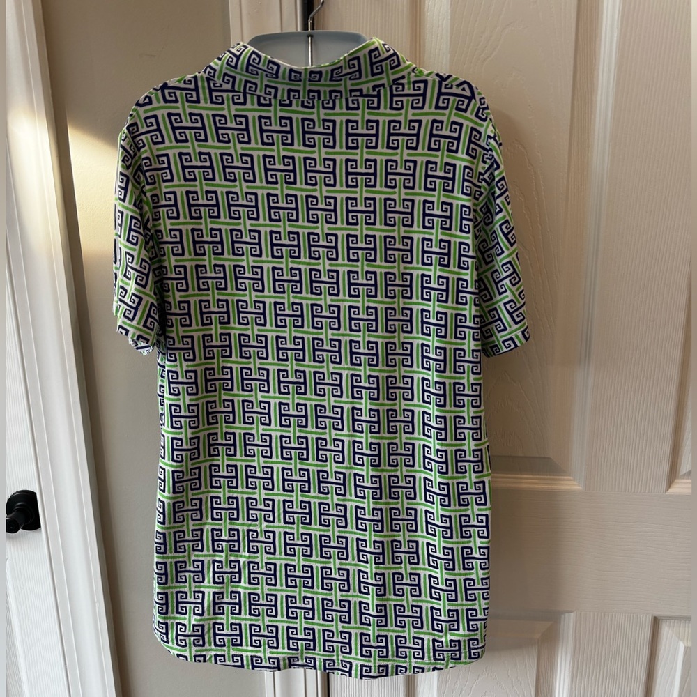 IBKUL Woman’s Geometric Patterned Top in Green and Blue Tennis Prep/Golf Prep - Picture 2 of 6